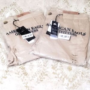 Women or Junoors American Eagle Khaki Pants